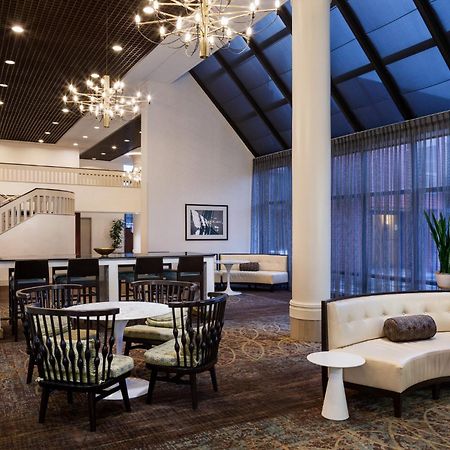 Holiday Inn Washington-Dulles International Airport By Ihg Sterling Exterior photo