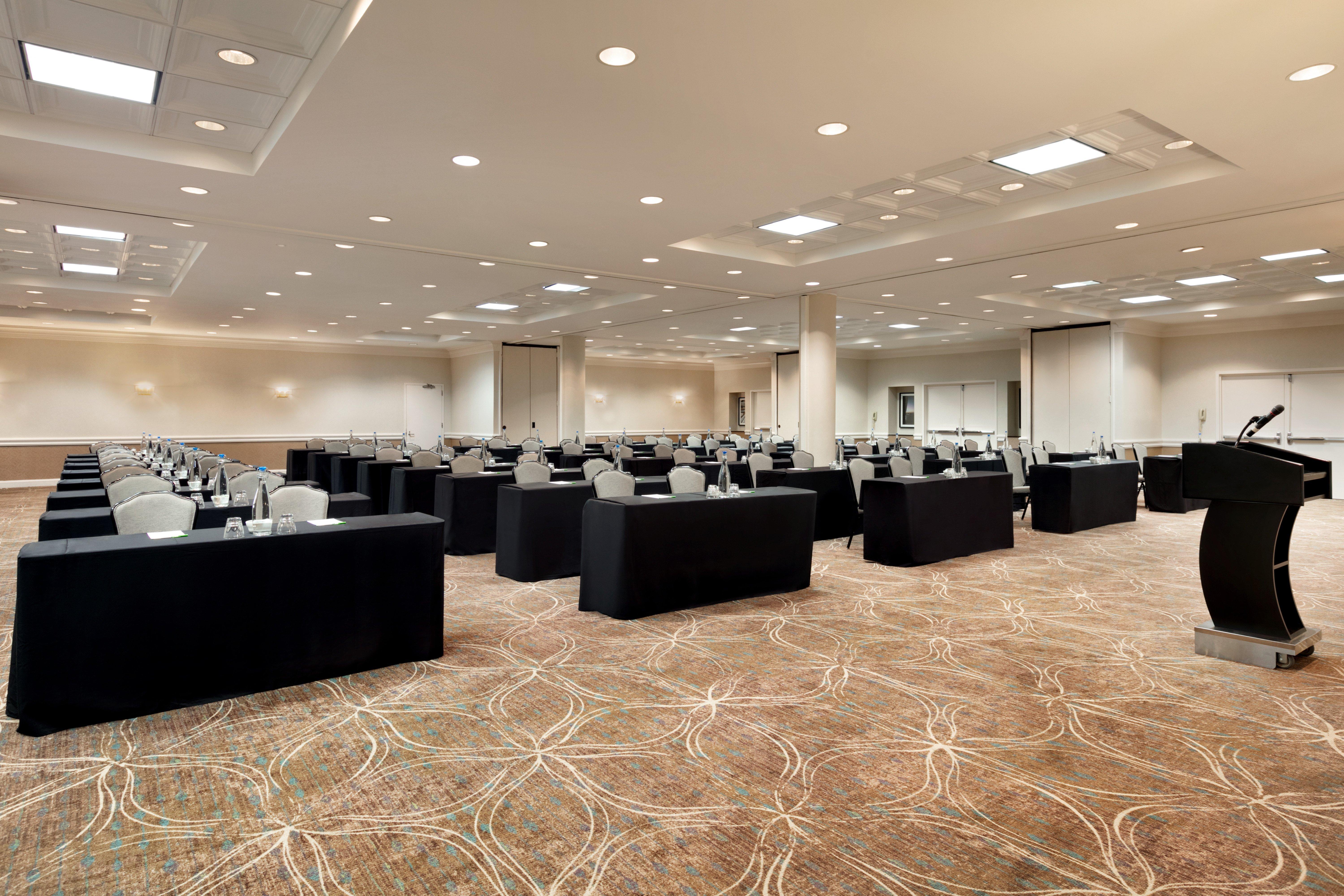 Holiday Inn Washington-Dulles International Airport By Ihg Sterling Exterior photo