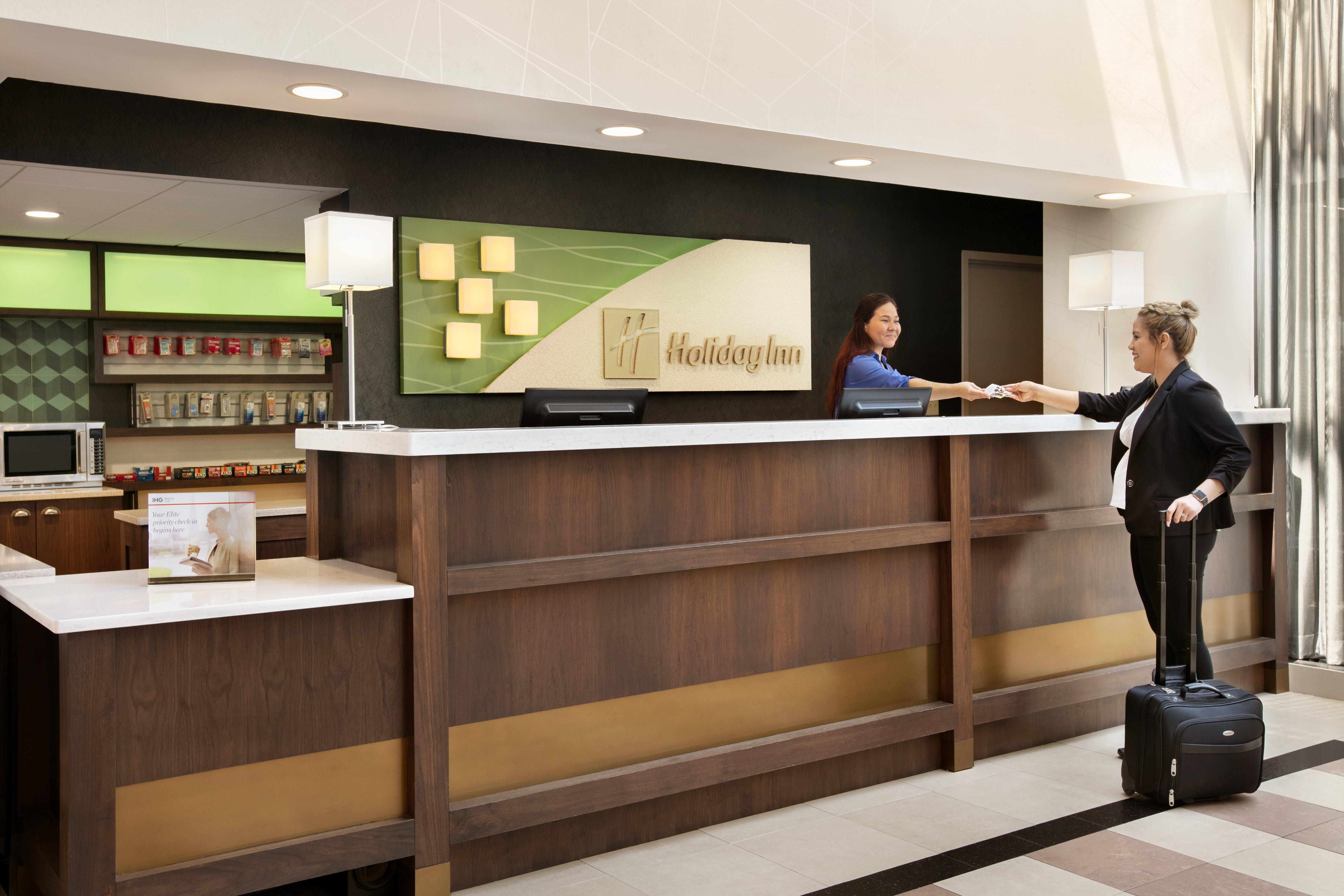 Holiday Inn Washington-Dulles International Airport By Ihg Sterling Exterior photo