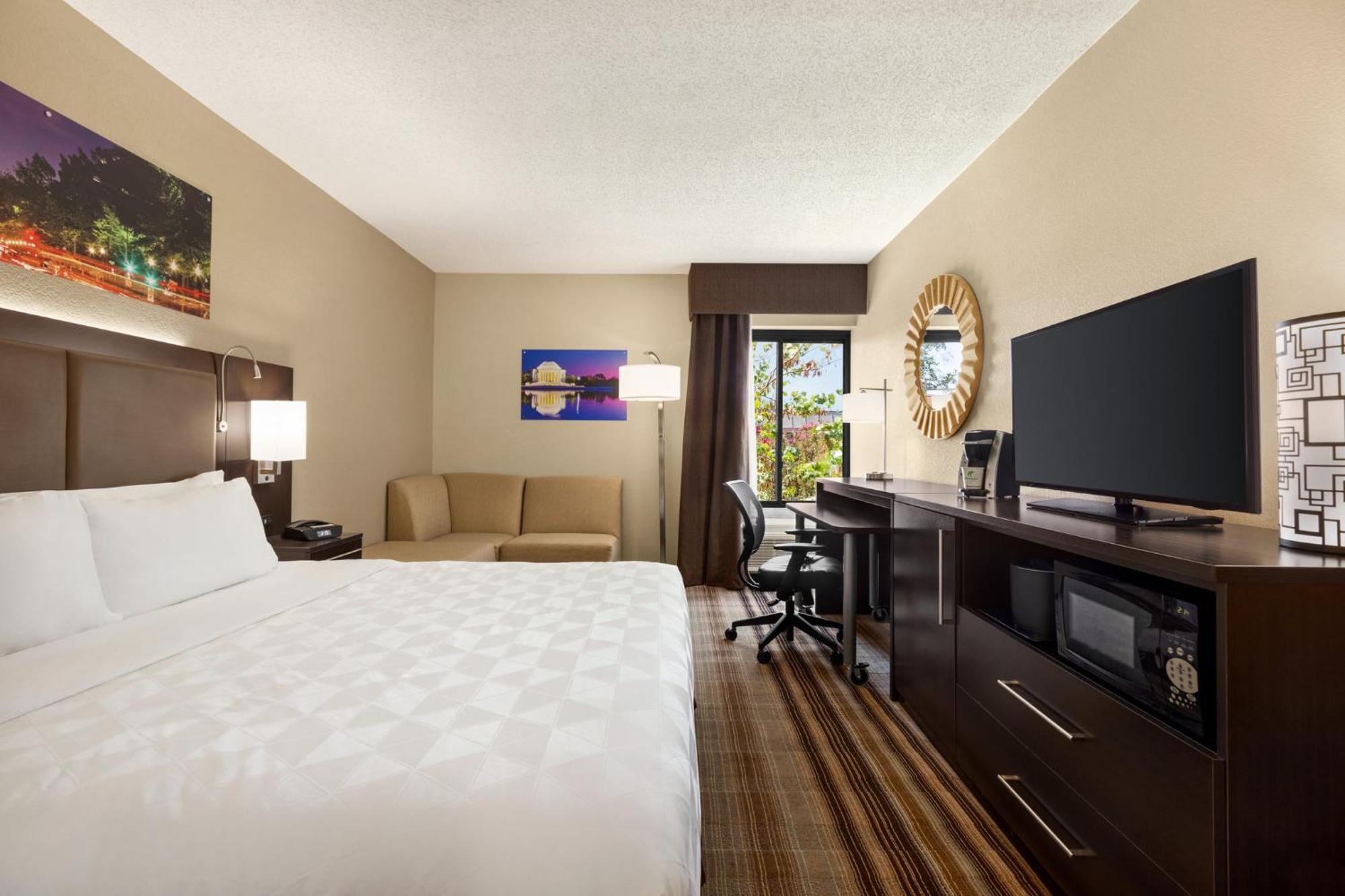 Holiday Inn Washington-Dulles International Airport By Ihg Sterling Exterior photo